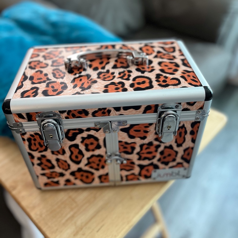 Leopard Print jumbL Makeup Case